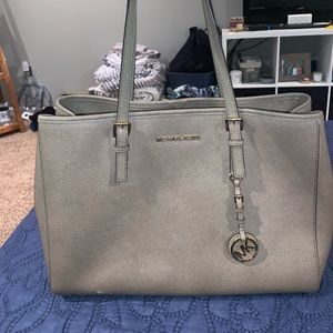 MICHAEL KORS TOTE